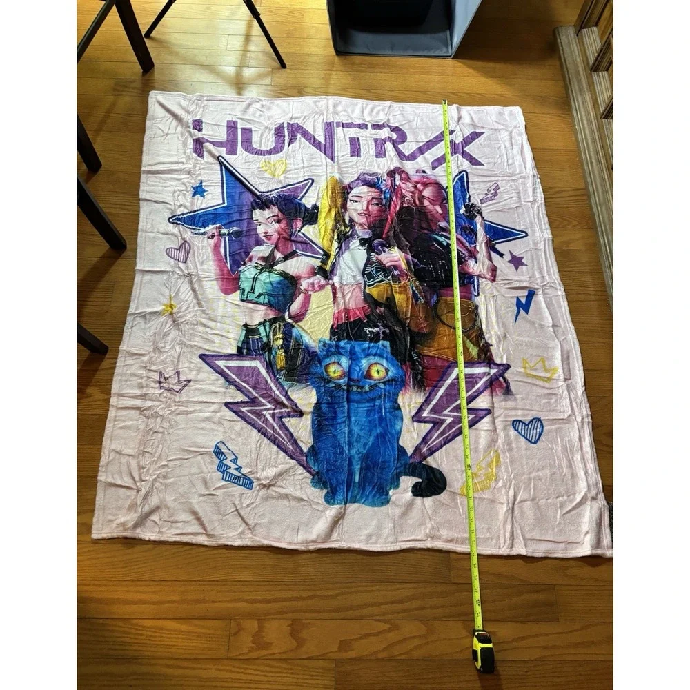 KPop Demon Hunters HUNTR/X Pink Plush Fleece Throw Blanket Approx. 48 x 56[J]